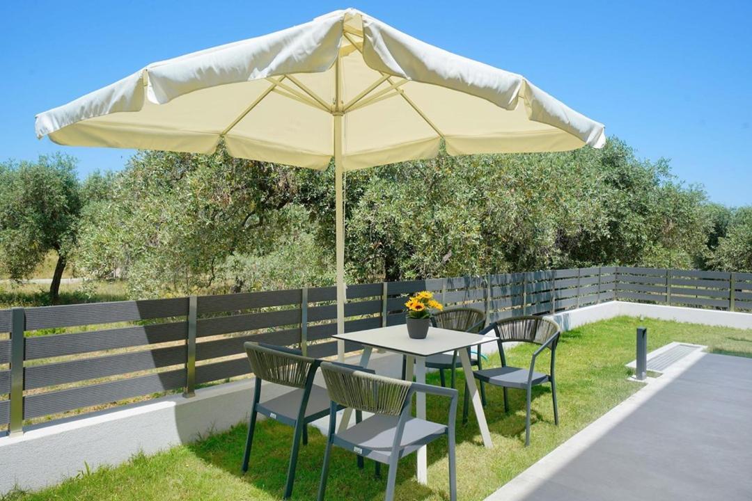 Olia Thassos - Luxury Apartments Екстер'єр фото